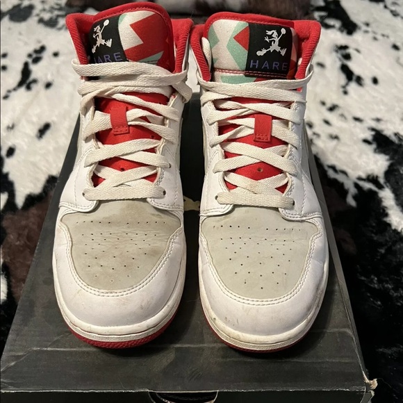 Jordan 1 Retro Hare - Picture 2 of 8